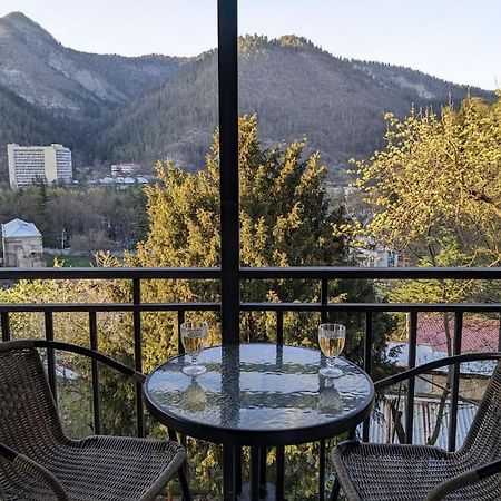 Unforgettable Attic With Balcony In Borjomi Apartment Екстериор снимка